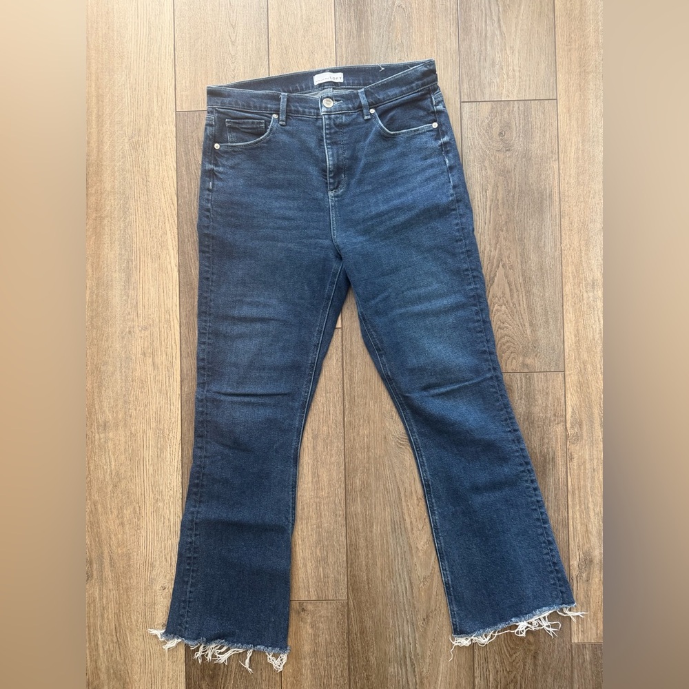 LOFT Women’s High Waist Dark Wash Flare Jeans with Frayed Hem size 30/10